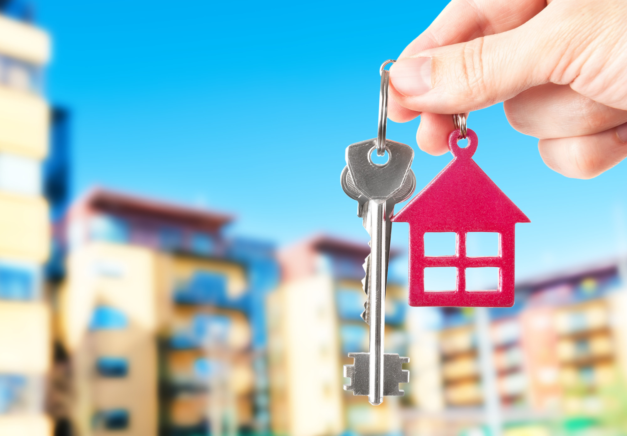 What Are the Advantages of Becoming a Landlord?
